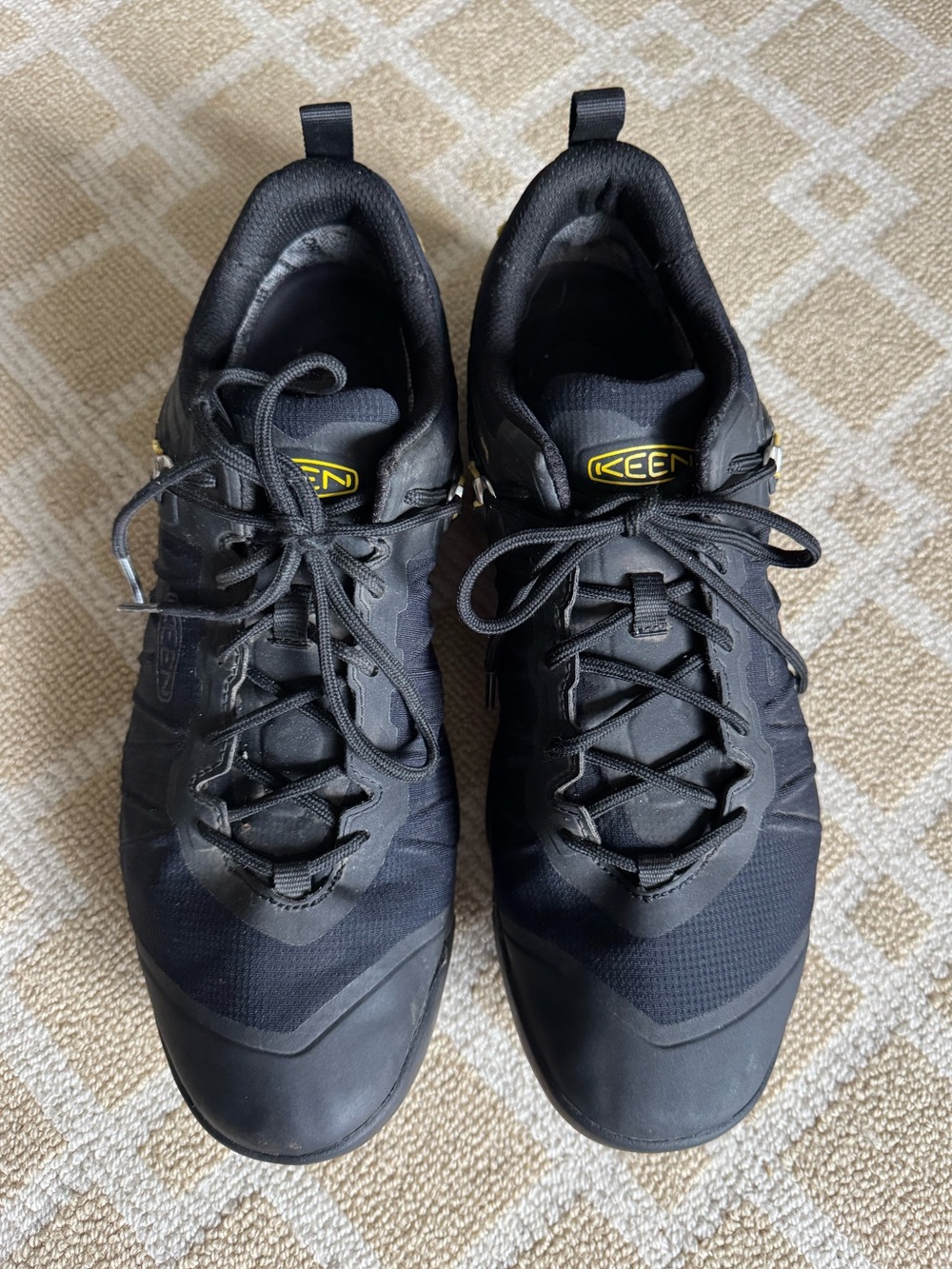 KEEN Venture Waterproof Hiking Trail Shoes Black Yellow Size 13 - Picture 4 of 15